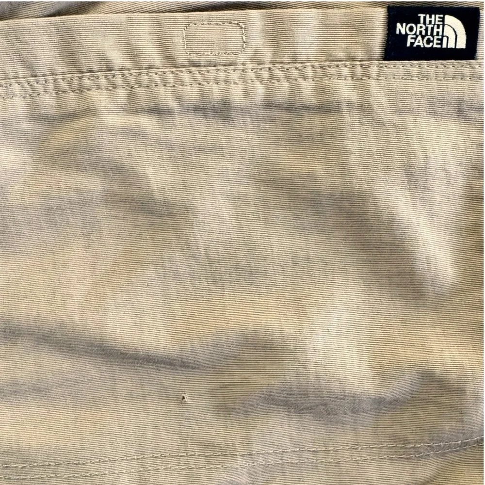 The North Face Mens Horizon‎ Cargo Shorts Tan Khaki Nylon Hiking Size 40